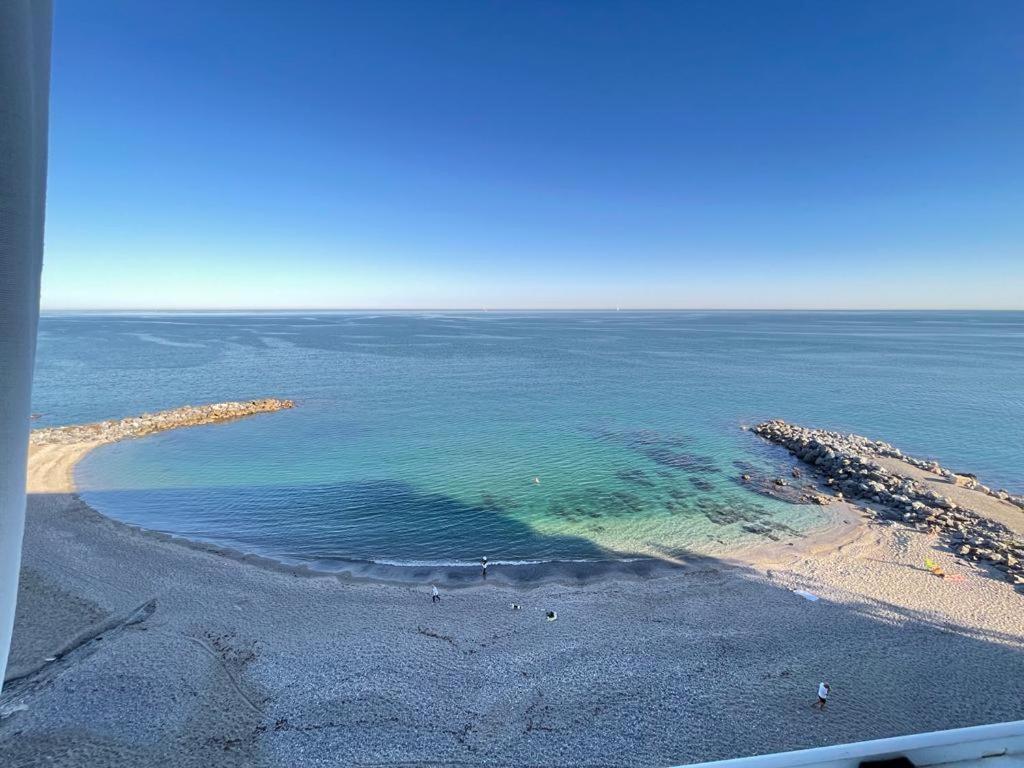 The Pearl With Private Access Appartement